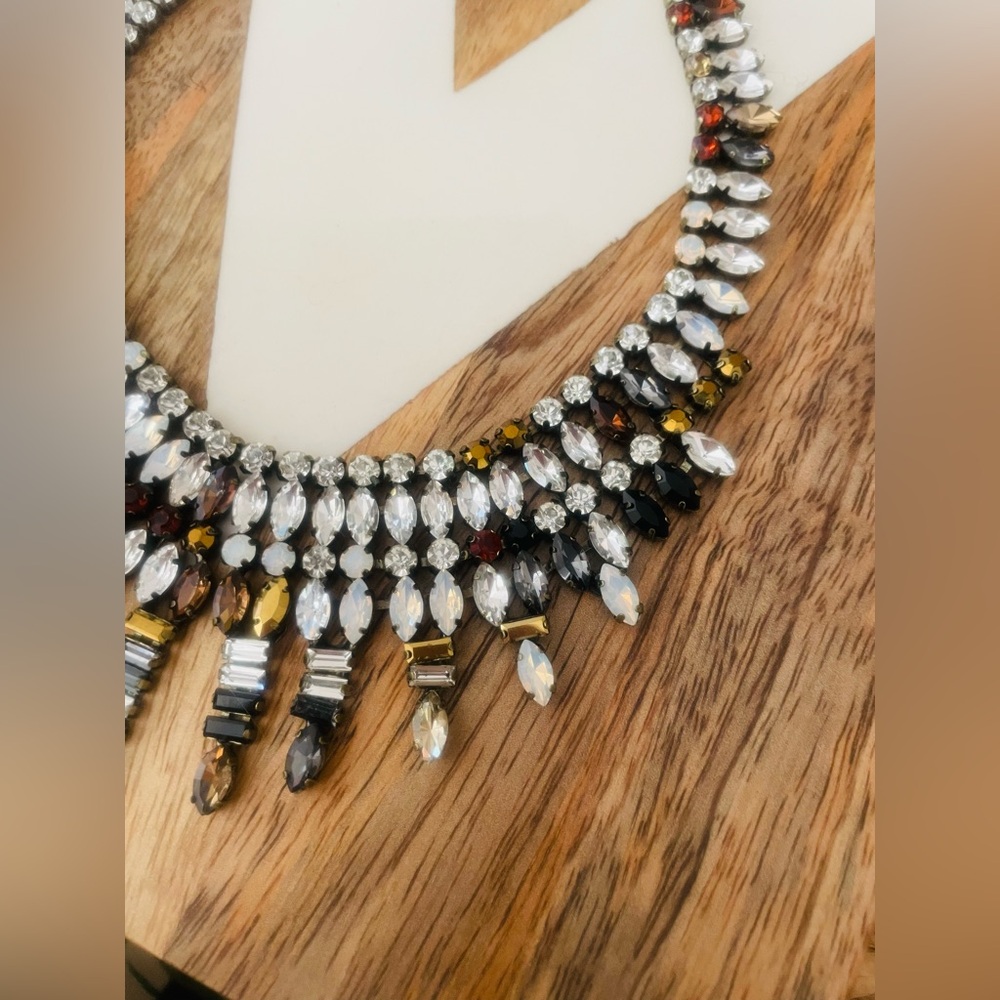 Lori Goldstein “Northern Lights” Statement Necklac - Picture 5 of 8